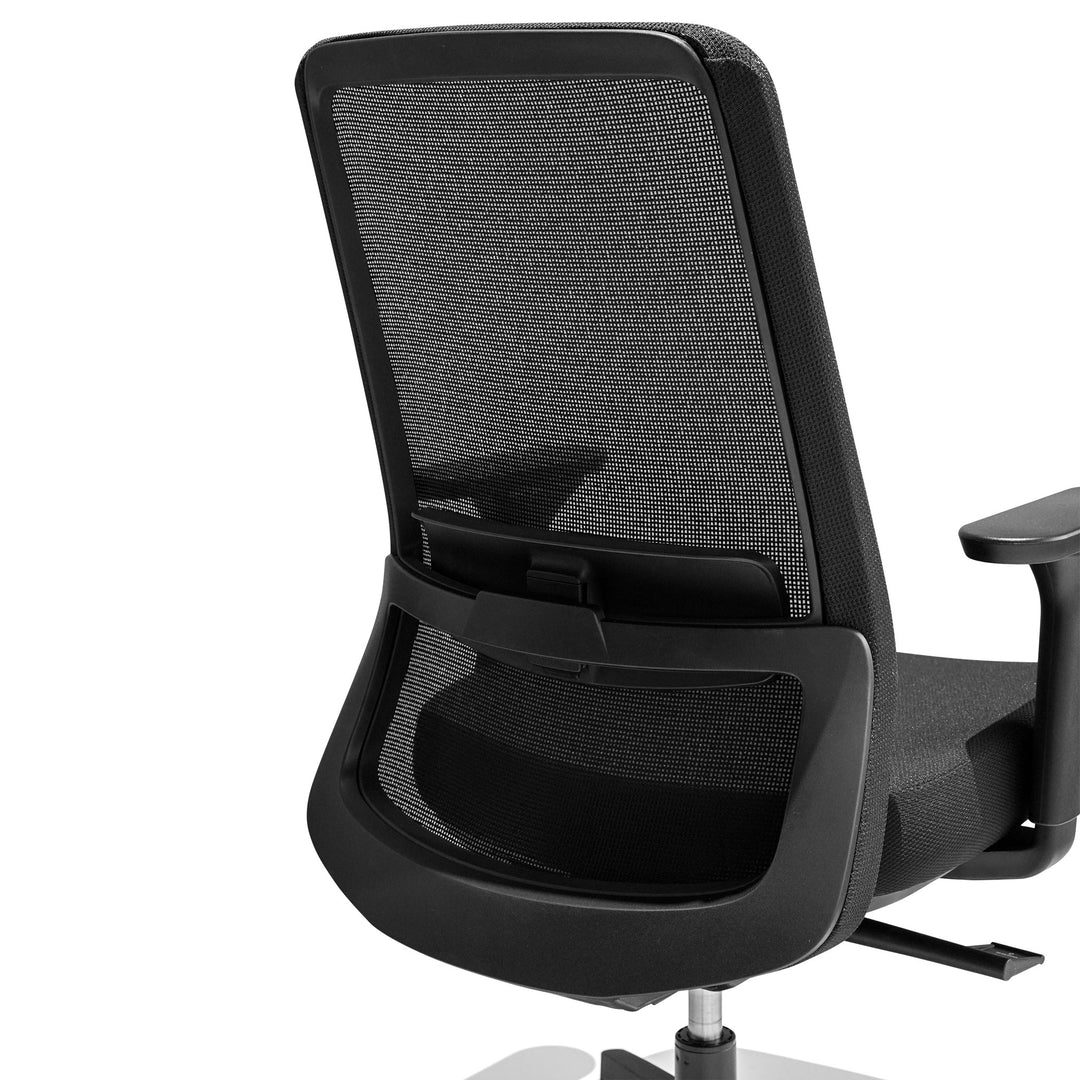 Logan Mesh Ergonomic Chair